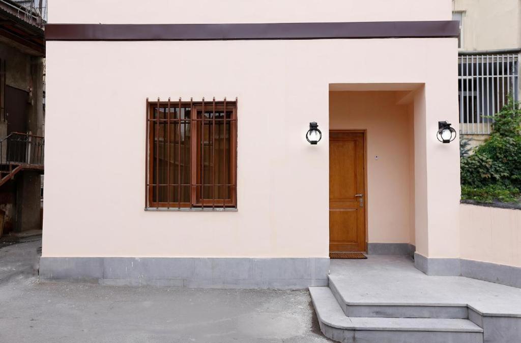 Yard Guesthouse Jerevan Buitenkant foto